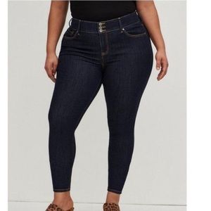 Torrid Jegging Skinny High Rise Jeans Size 22S Dark Wash